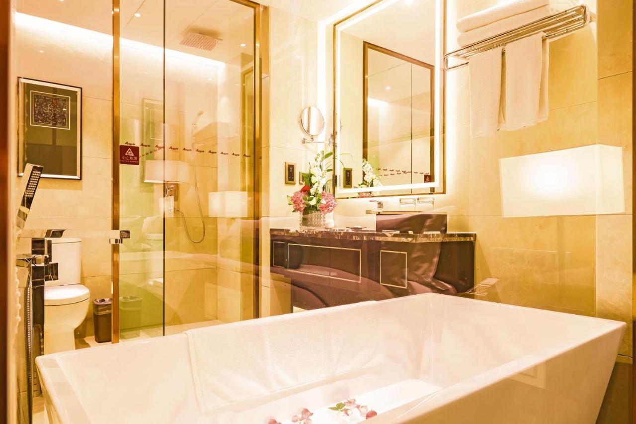Argyle Grand Hotel Xingyi  Экстерьер фото
