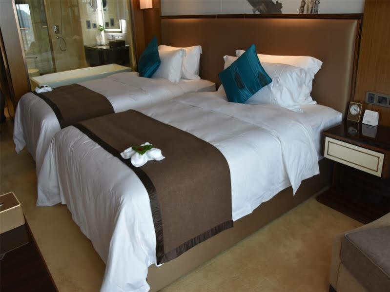 Argyle Grand Hotel Xingyi  Экстерьер фото